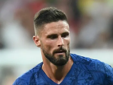 Giroud sẽ rời Chelsea, nhưng vẫn ở lại London?