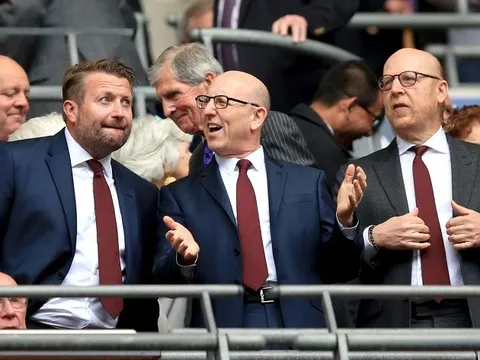 Số tiền khổng lồ để nhà Glazer 'buông' Man Utd