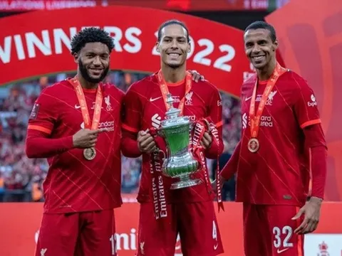 Van Dijk chọn trung vệ người Anh hay nhất hiện tại