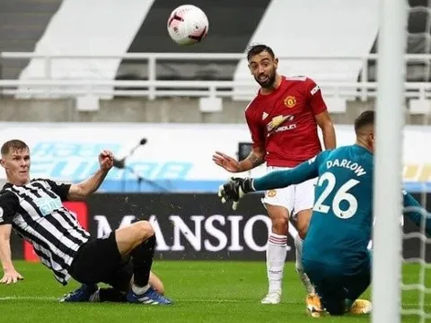 Gọn gàng hơn cả Fernandes, đã đến lúc Solskjaer để 'siêu dự bị' đá chính