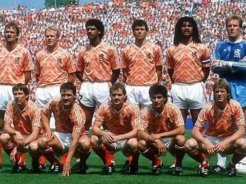 Đội hình vĩ đại nhất của Hà Lan trong lịch sử EURO