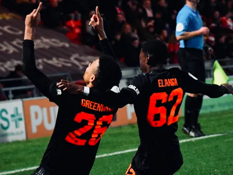 Greenwood ghi "bàn thắng vàng", Man Utd chiến thắng kiểu "Fergie time"