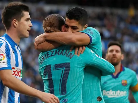 Griezmann hành động lạ, Barca chia điểm tiếc nuối với Sociedad