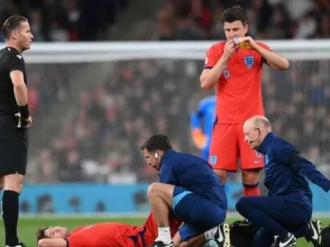 Guardiola thừa nhận mất trung vệ chủ chốt ở trận derby Manchester