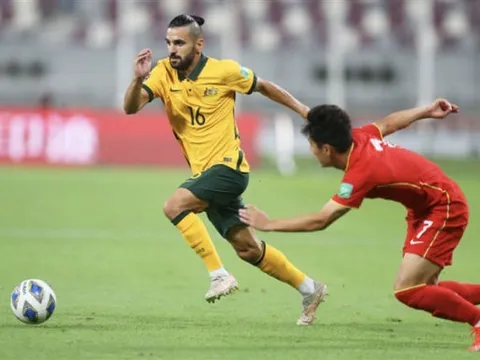 Hạ đo ván Trung Quốc, HLV Australia phá vỡ im lặng về tuyển Việt Nam