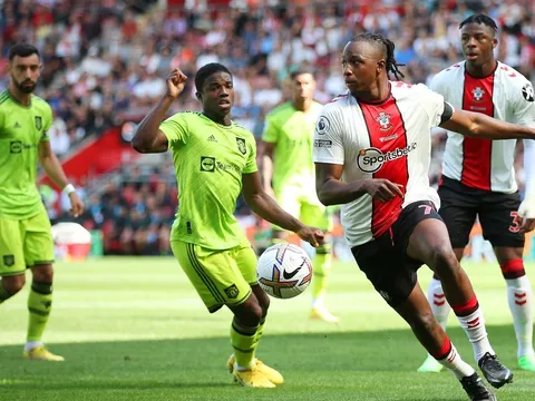 Hạ Southampton, M.U phát hiện một máy chạy biên trái xuất sắc
