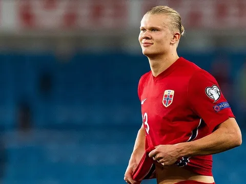 “Haaland sẽ đến Liverpool hoặc Man Utd”