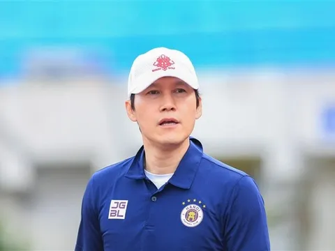 HAGL quá mạnh, HLV Hà Nội FC nói thẳng về cuộc đua vô địch V-League