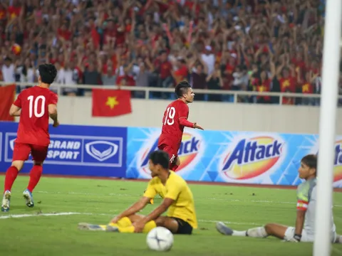 Quế Ngọc Hải hé lộ bí quyết giúp Quang Hải lập siêu phẩm