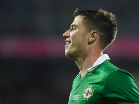 Hai cựu trung vệ Man Utd ghi 3 bàn vào lưới 'nỗi buồn' của tuyển Anh