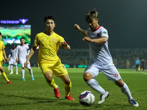 Bị VPF 'tuýt còi', Hải Phòng phản pháo bất ngờ vụ màn hình LED