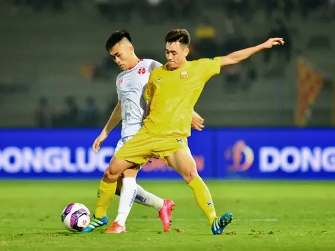CLB Hải Phòng dẫn đầu V-League 2022