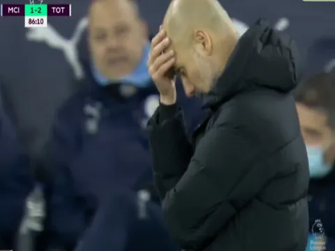 Hai thái cực của Pep Guardiola; Conte ăn mừng như vô địch