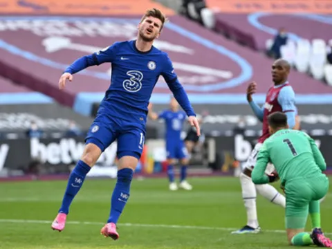 CHOÁNG! Chelsea "giúp" West Ham tránh khỏi 2 bàn thua