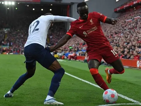 Hàng thải Barca hóa 'cỗ máy' trước Liverpool