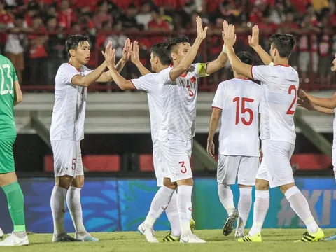 Hàng thủ “bê tông cốt thép” nâng bước chân thành công của ĐT Việt Nam