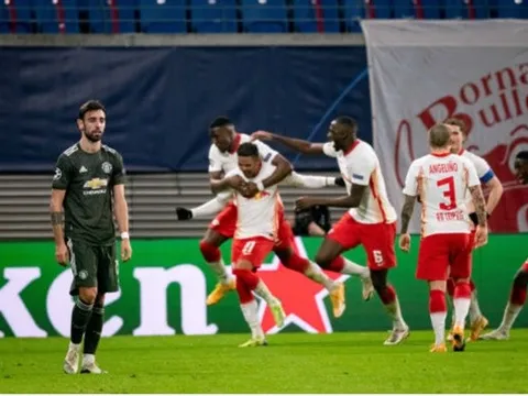 Hàng thủ thảm họa, Man Utd chính thức bật bãi khỏi Champions League