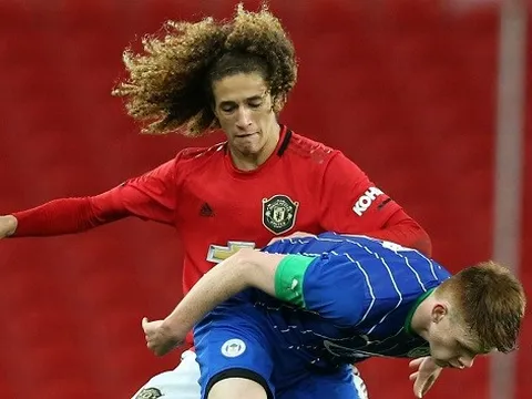 Man Utd 10 năm sau: Có 'truyền nhân Fellaini' và 'Van Persie mới'