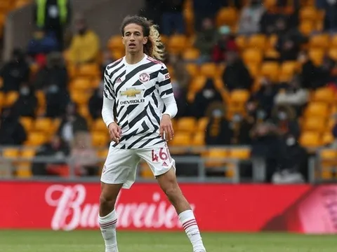 Sao trẻ Man Utd chuyển mình nhờ 1 cái tên