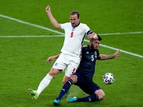 Harry Kane sa sút, thời cơ lại đến với Chelsea và thành Manchester