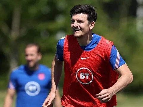 Harry Maguire cười toe toét, sẵn sàng xung trận cùng ĐT Anh