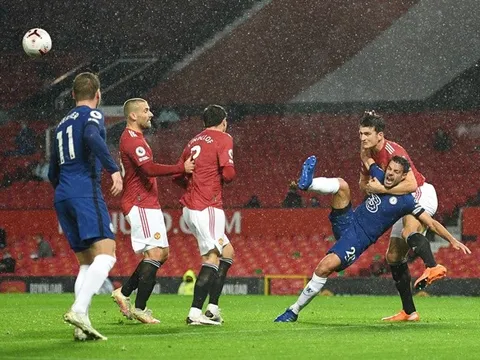 Lampard phàn nàn về VAR, Maguire lập tức 'phản dame' quá chất