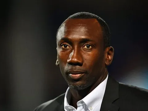 Hasselbaink dự báo tương lai của Lukaku sau cú vạ miệng