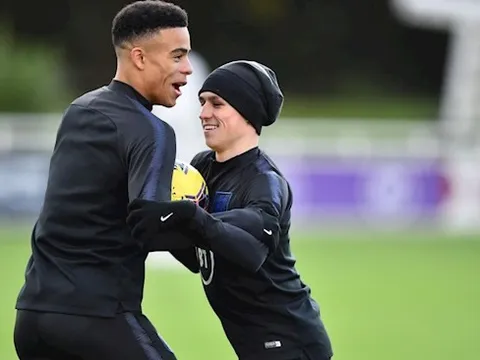 Hậu bê bối, bộ đôi sao trẻ thành Manchester được trở lại ĐT Anh