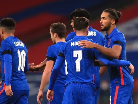 Henderson ra mắt, Maguire và Sancho lập công, tuyển Anh thắng dễ Ireland