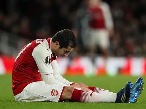 CHÍNH THỨC! Arsenal hủy hợp đồng, cho 'kẻ thất sủng' đến AS Roma miễn phí