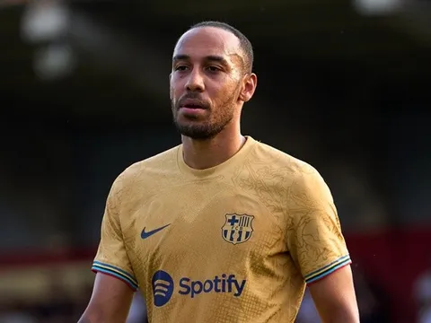 Here we go! Chelsea đón tân binh thứ 7, nhả người cho Barca