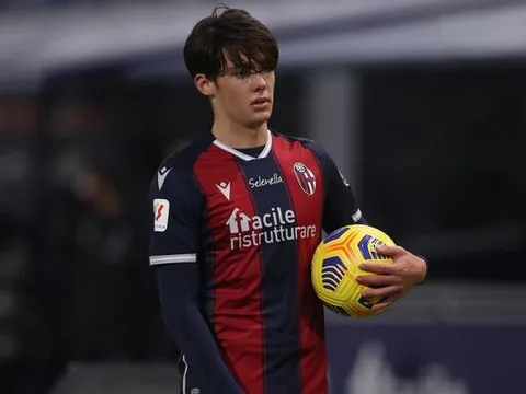 Tại sao Arsenal nóng lòng muốn có "Philipp Lahm đệ nhị"?