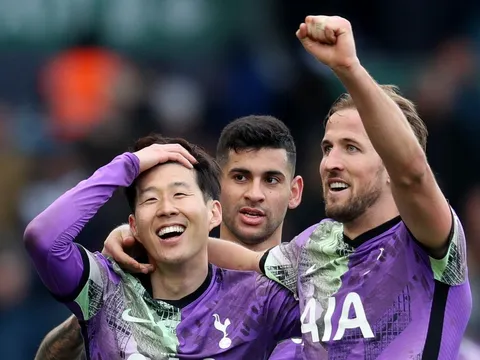 Hiệu ứng Conte; Son và Kane đi vào lịch sử Premier League