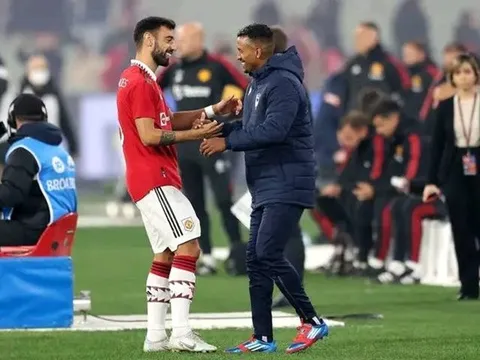 Nani 'tươi như hoa' trong ngày tái ngộ Man Utd