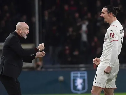 HLV AC Milan chia sẻ về việc gia hạn với Ibrahimovic