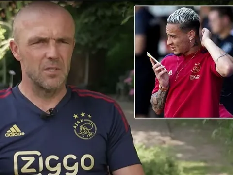 HLV Ajax thừa nhận khả năng mất Antony