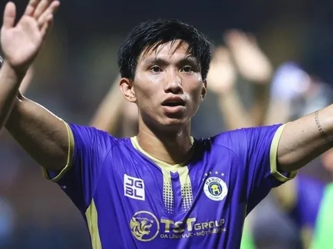 HLV CLB Hà Nội: 'Tôi phải bảo vệ Văn Hậu'