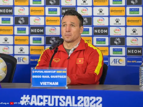 HLV Diego Giustozzi: Tuyển futsal Việt Nam sẽ quật ngã Iran