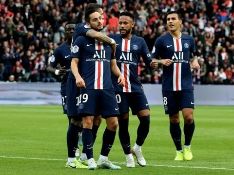 HLV đối thủ tức giận: 'PSG không hoàn toàn giống nhau'
