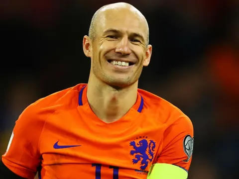 HLV Hà Lan mở đường cho Robben trở lại đội tuyển