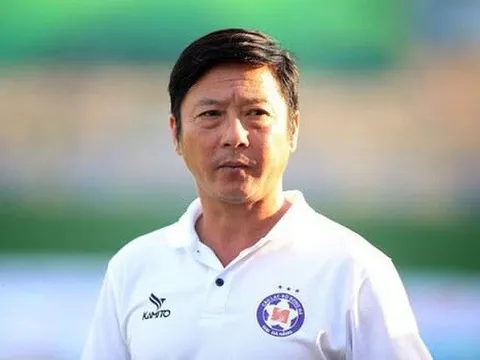 HLV Lê Huỳnh Đức: "Nếu HLV không quan trọng thì cầu thủ tự làm đi"