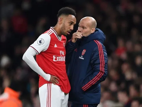 HLV Ljungberg cần làm gì để đưa Arsenal trở lại vinh quang?