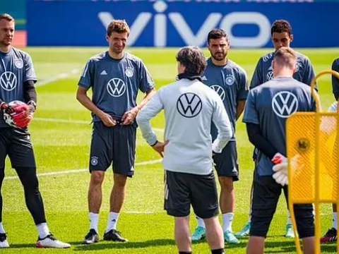 HLV Low và thủ thành Neuer đồng loạt chỉ ra cầu thủ nguy hiểm nhất của Anh