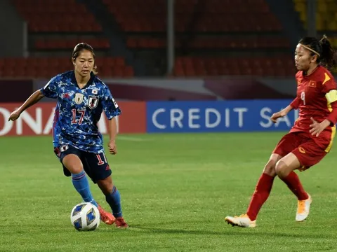 HLV Mai Đức Chung: 'Tuyển nữ Việt Nam sẽ không bỏ cuộc'