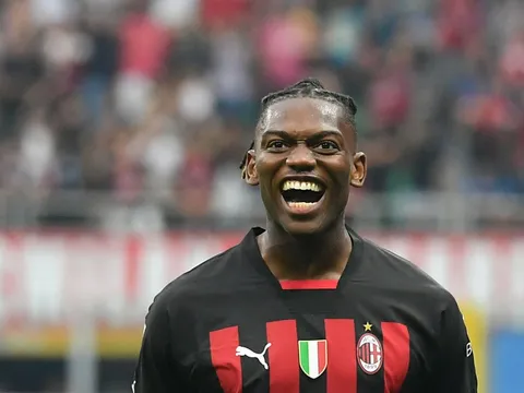 HLV Milan lên tiếng về "siêu bom" của Chelsea