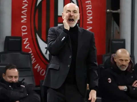 HLV Milan tố cáo VAR: "Bàn thắng dùng tay chơi bóng rõ ràng"