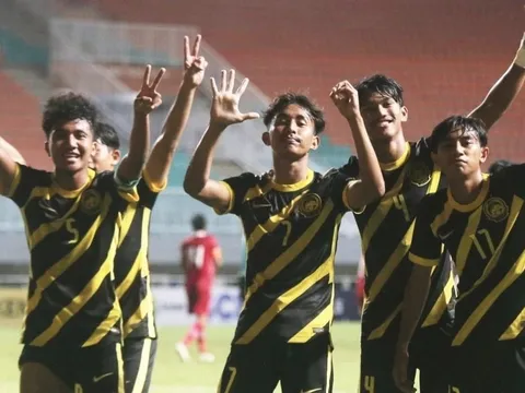 HLV Ong Kim Swee: 'Đừng vội khen công tác đào tạo trẻ Malaysia'