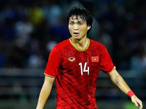 HLV Park Hang-seo lý giải việc thay Tuấn Anh ra sân ở phút thứ 35