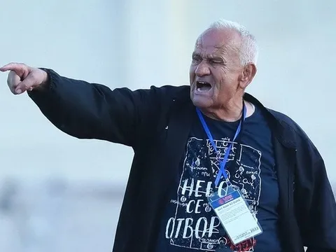 HLV Petrovic: 'Tôi không hiểu sao trọng tài làm vậy'