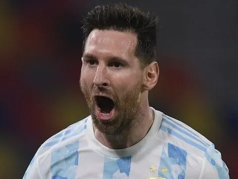HLV Sampaoli: 'Messi là thiên tài'